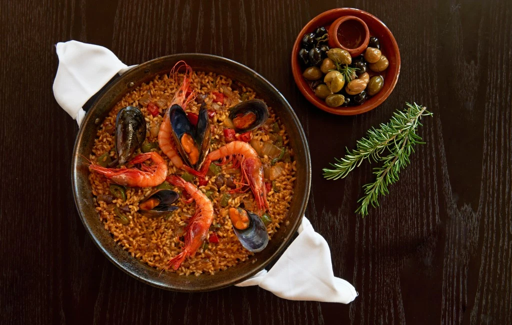 Park-Hyatt-Mallorca-Balearic-Paella.jpg