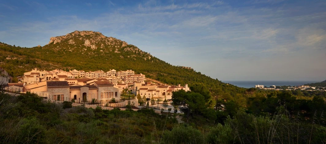 Park-Hyatt-Mallorca-Resort-Sunset