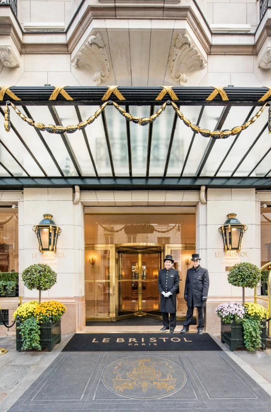 Le_Bristol_Paris_Hotel_façade_8075