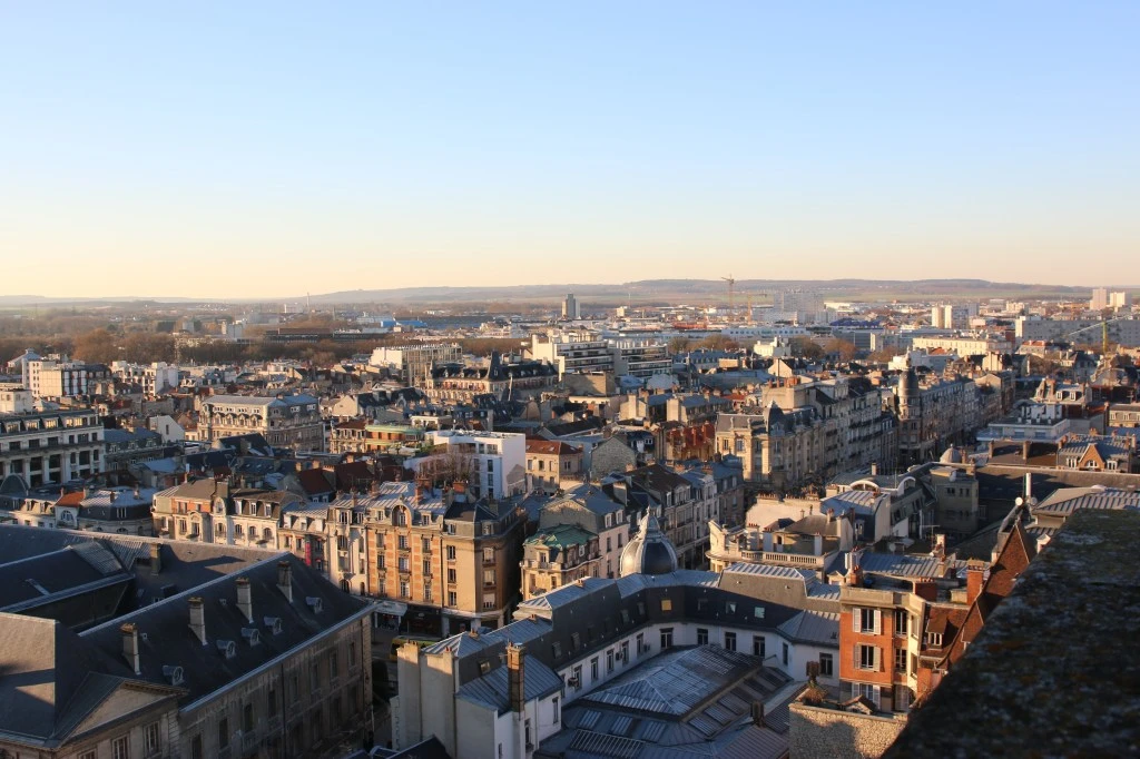 Tours de la CathÇdrale de Reims, vue ∏ Laurent Mathieu (1)