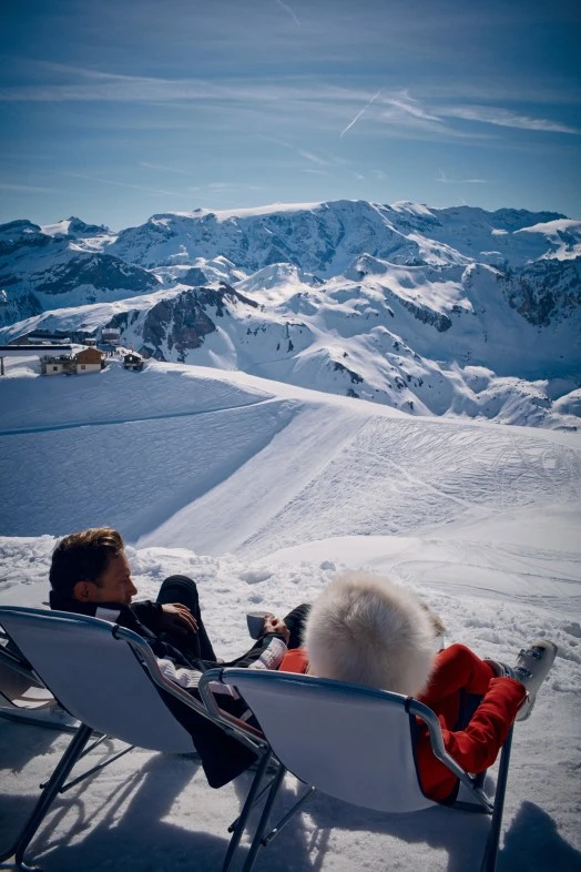 Ski_slopes_8115