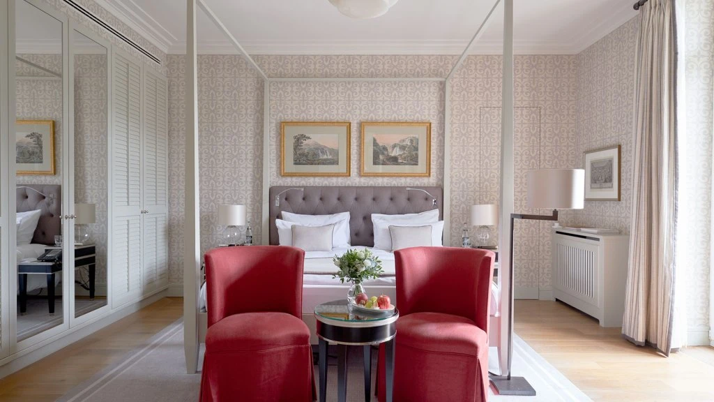 Villa-Stephanie-Superior-Room-Bedroom_8917