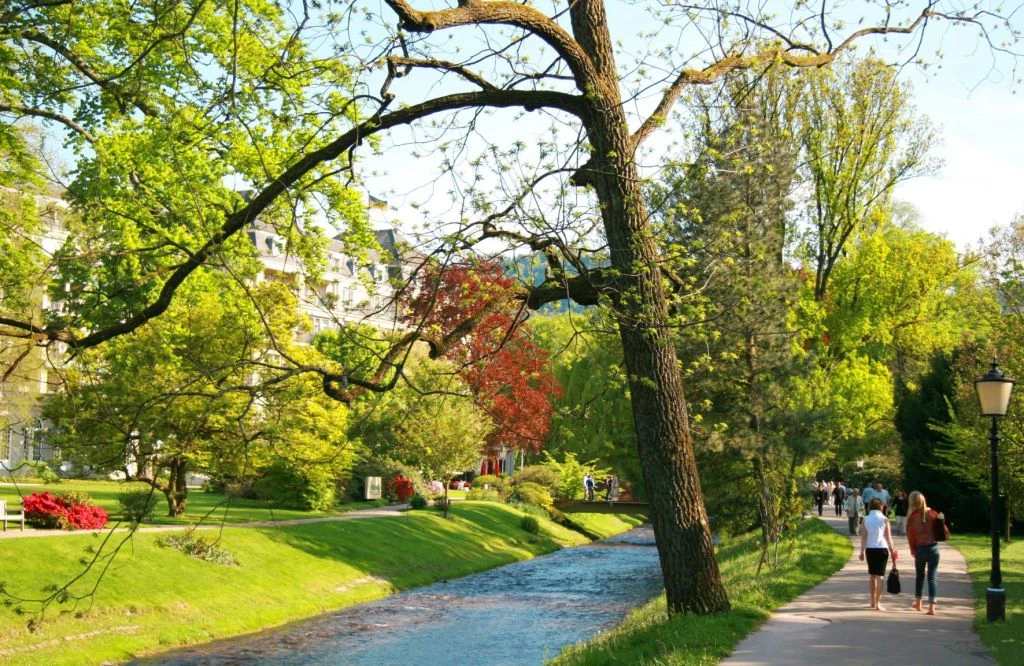 Baden-Baden_Lichtentaler Allee.jpg