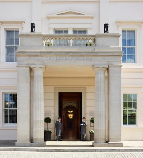 Front_Entrance_-_Doormen_4146
